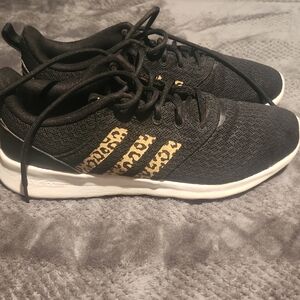 Adidas Leopard Stripes Like New
